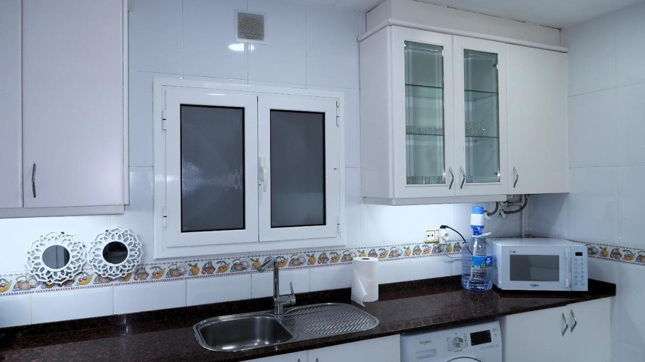 Entire Apartment , 2 Bedrooms Newly Remodeled Center Sitges Barcelona Екстериор снимка
